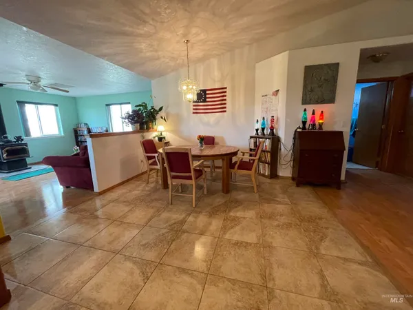 $659,999 | 3301 Southwest Smith Road, Mountain Home, ID 83647