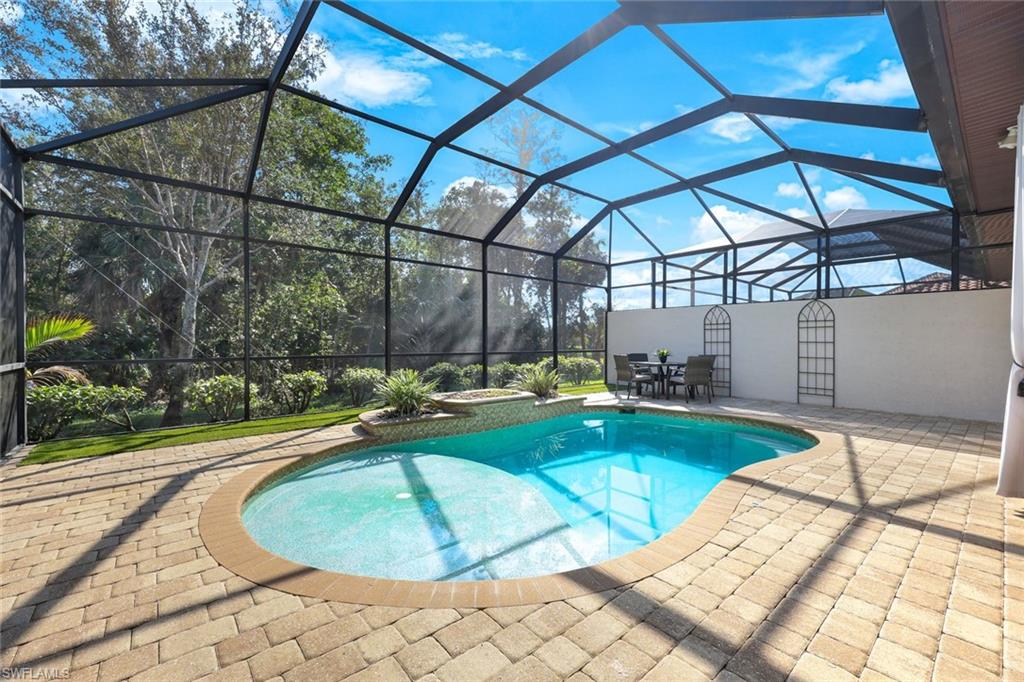 6592 Roma Way Naples, FL 34113 - Photo 26 of 41 Gallery Image 26