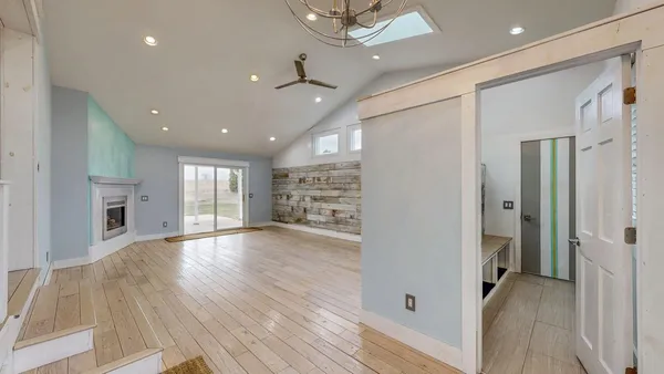 $614,900 | 15151 304th Street, Spring Valley, MN 55975