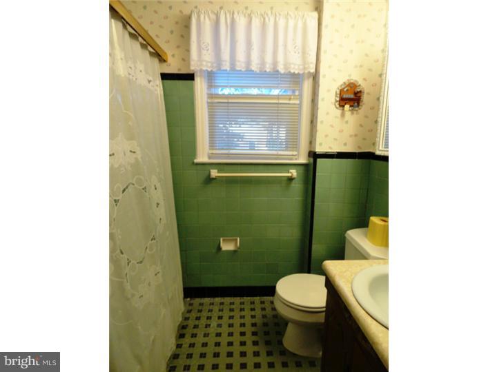 1351 Harrington Road Havertown, PA 19083 - Photo 7 of 11 Bathroom