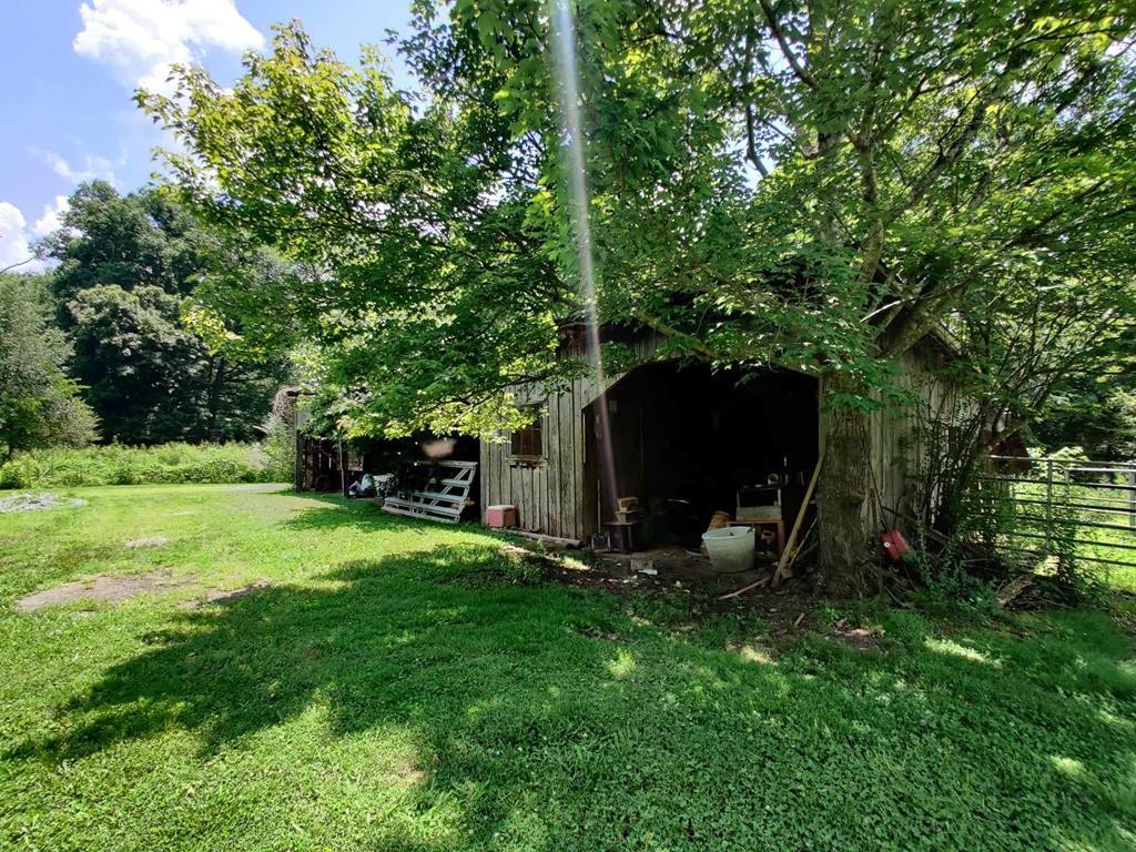 161 Tom Henry Road Townsend, TN 37882 - Photo 16 of 26
