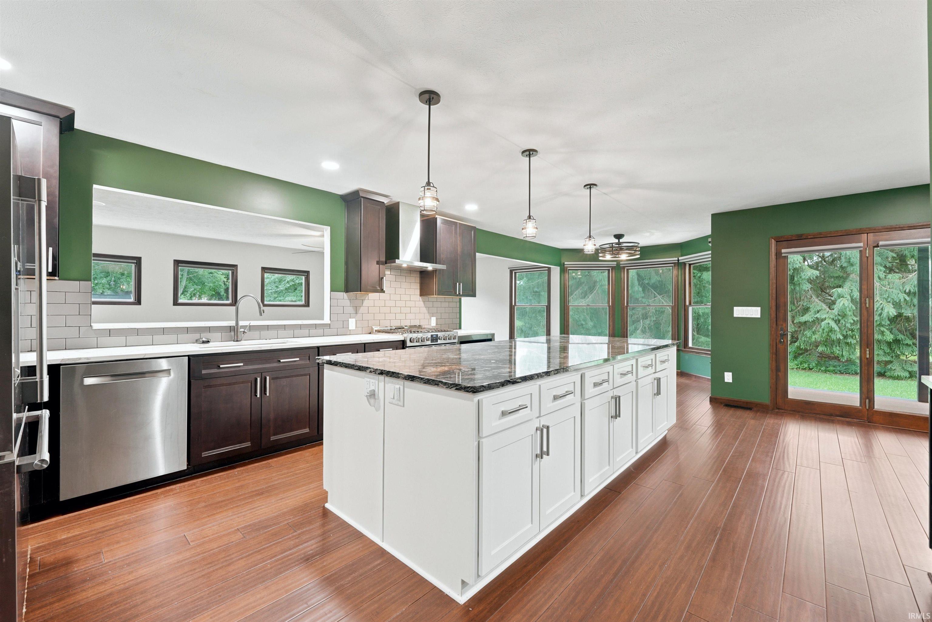 2344 South Old Ditch Road Warsaw, IN 46580 - Photo 4 of 49