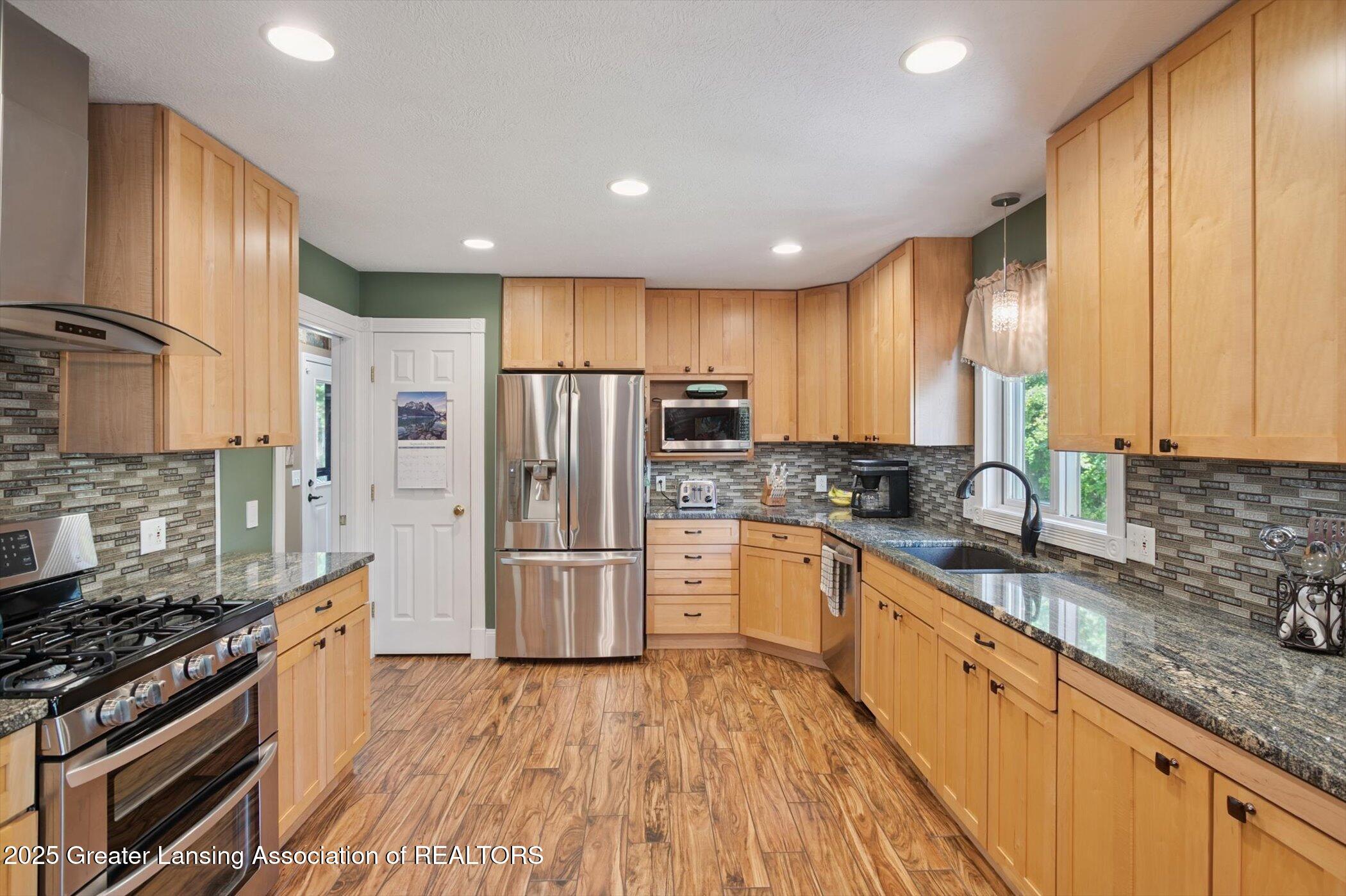 6042 Plains Road Eaton Rapids, MI 48827 - Photo 9 of 70 16-6042-Plains-Rd-Eaton-Rapids-MI-48827-