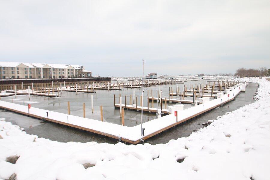 333 Lake Avenue, Unit 502 Racine, WI 53403 - Photo 26 of 29 Marina