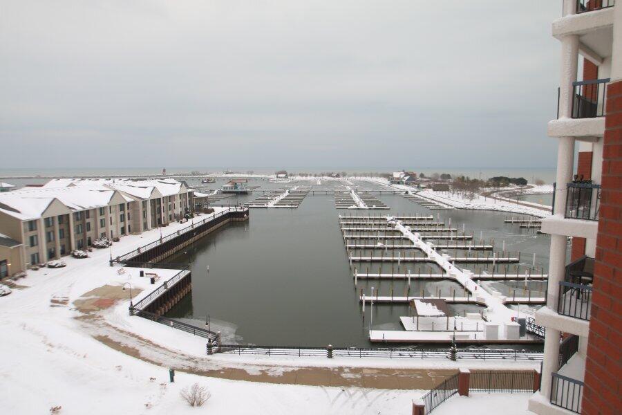 333 Lake Avenue, Unit 502 Racine, WI 53403 - Photo 29 of 29 Balcony View of Lake