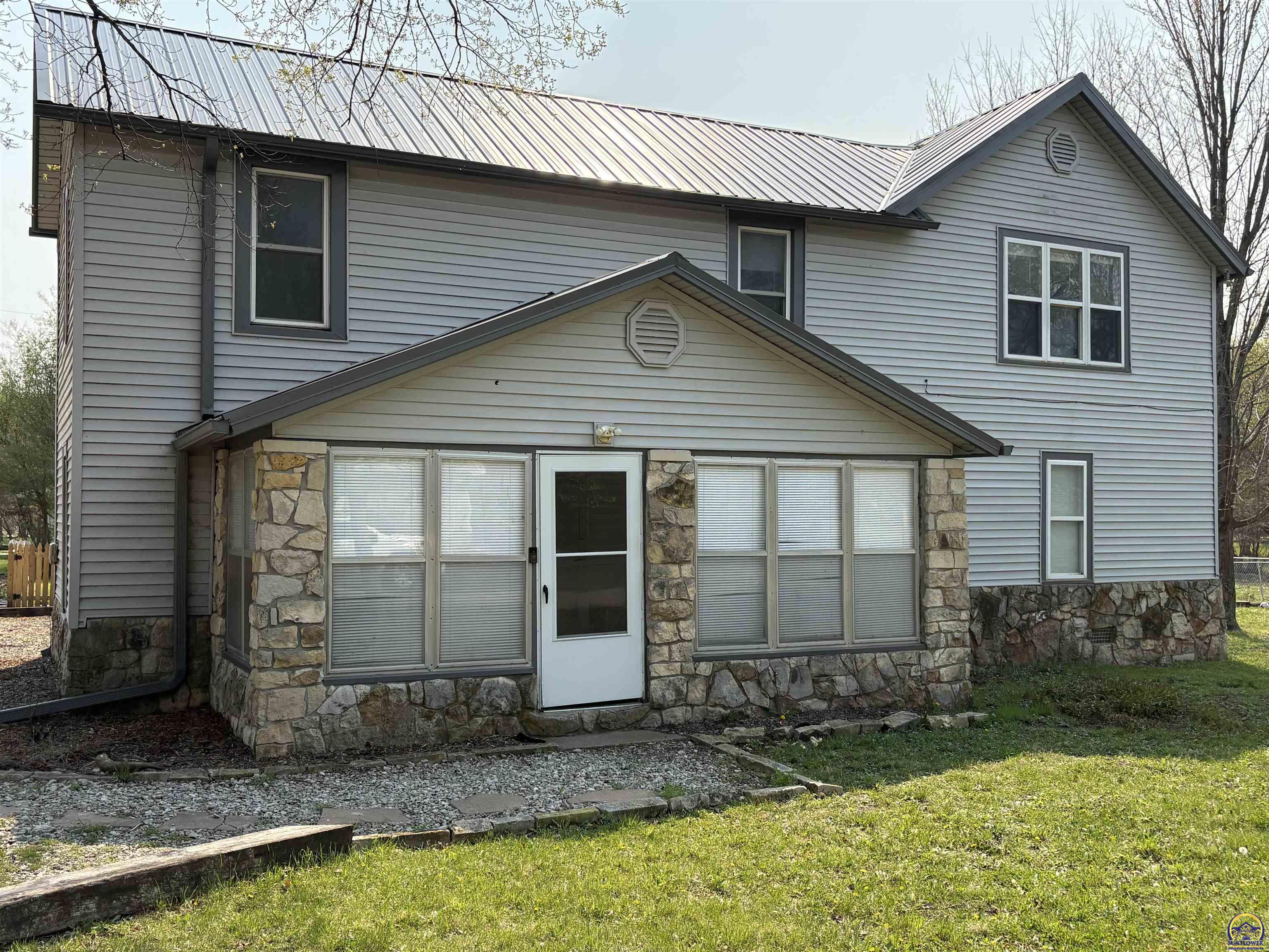 202 Hackberry Street Americus, KS 66835 - Photo 3 of 32