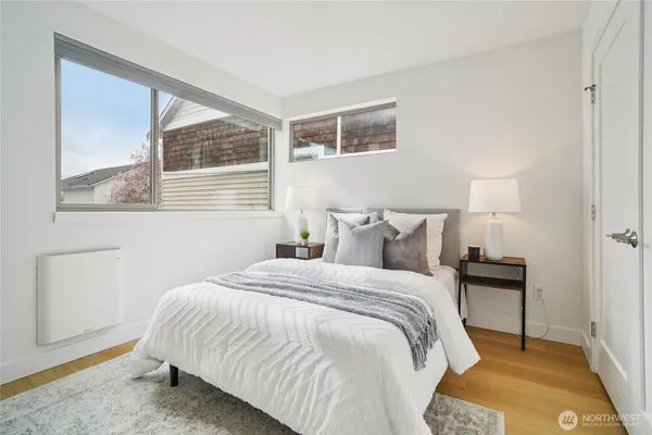 $799,000 | 917 Northwest 52nd Street, Unit C, Seattle, WA 98107