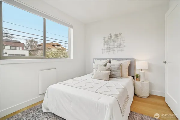 $799,000 | 917 Northwest 52nd Street, Unit C, Seattle, WA 98107