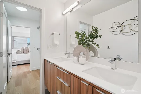 $799,000 | 917 Northwest 52nd Street, Unit C, Seattle, WA 98107