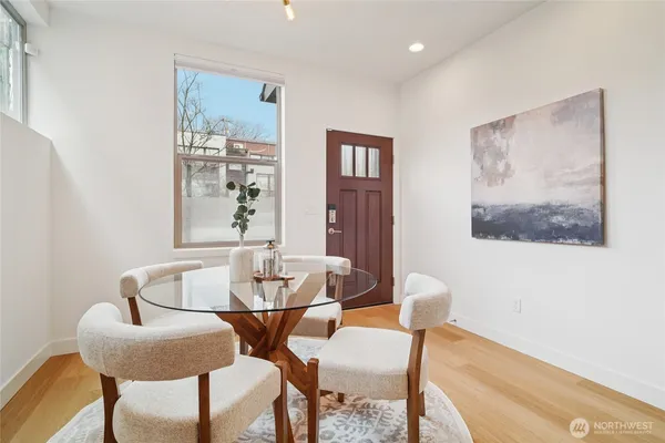 $799,000 | 917 Northwest 52nd Street, Unit C, Seattle, WA 98107