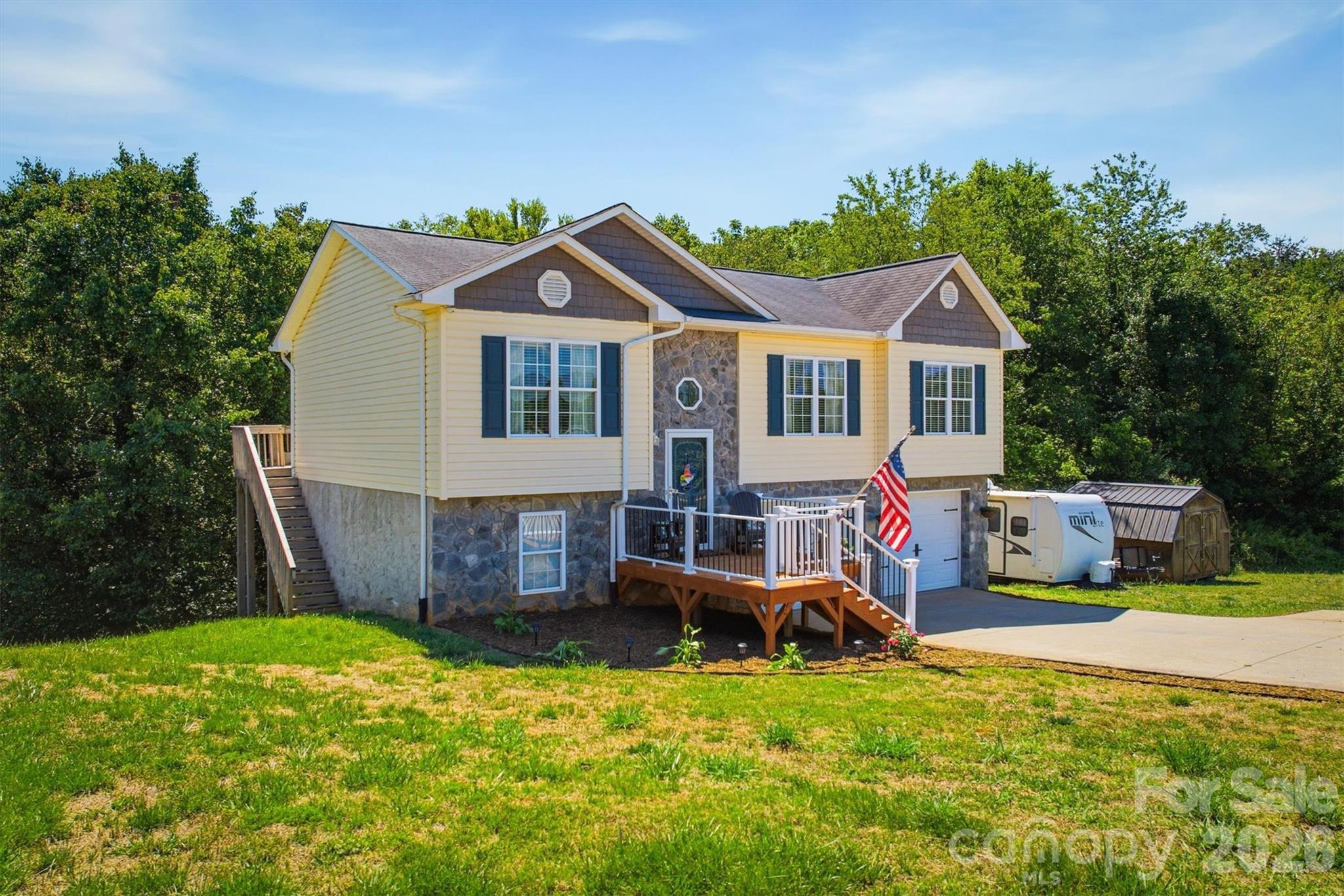 4240 Hickory Nut Ridge Road Hudson, NC 28638 - Photo 2 of 25