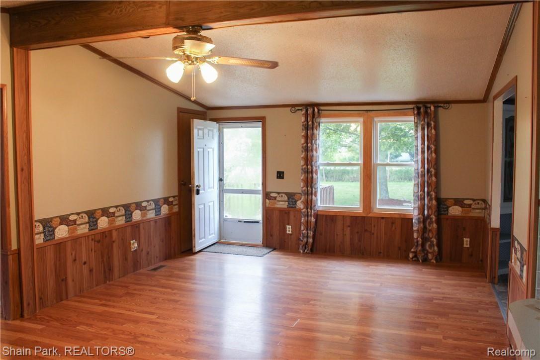 14676 Bryce Road Capac, MI 48014 - Photo 3 of 30 Large Open Great Room