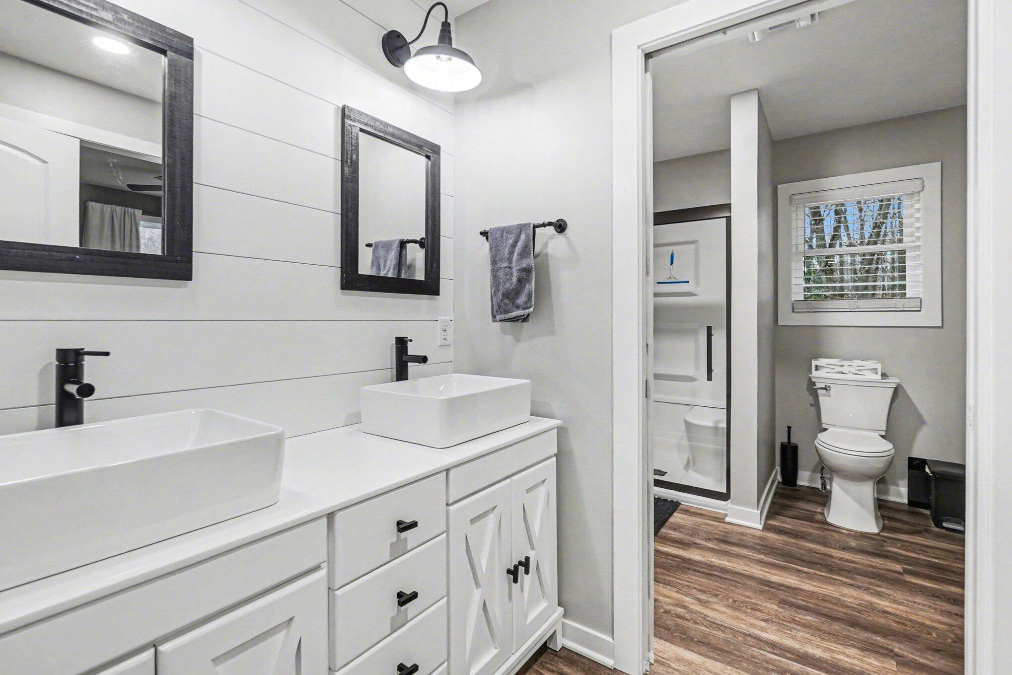 14051 17 Mile Road Rodney, MI 49342 - Photo 13 of 30 016_file_8535