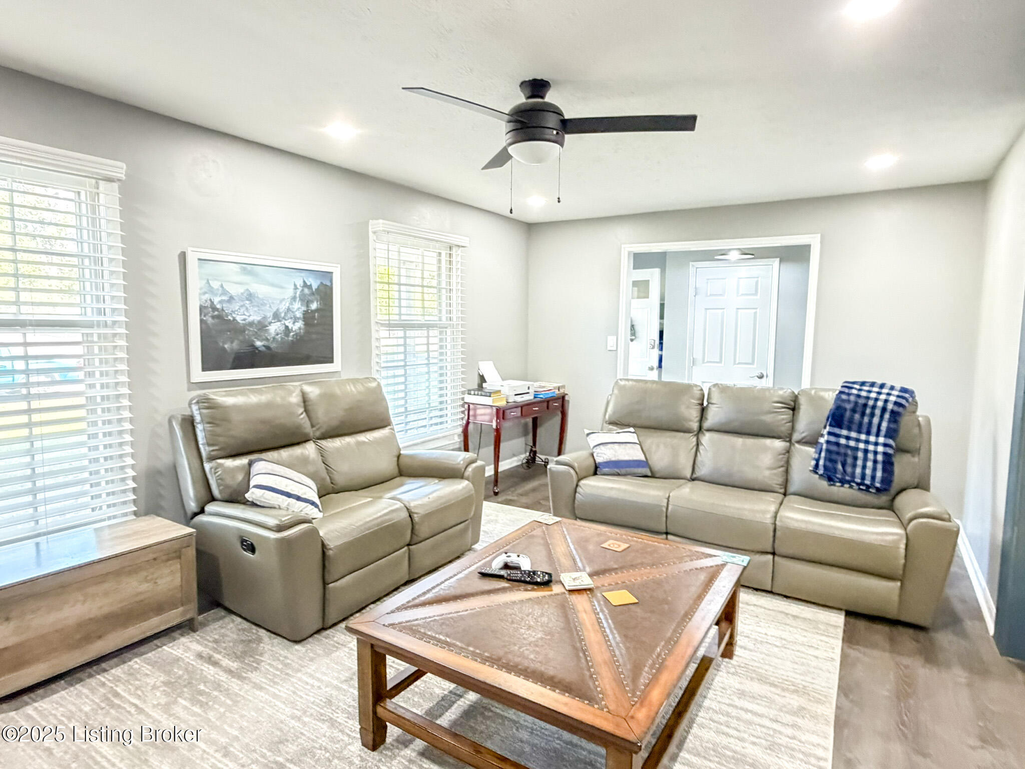 301 Foxtail Road Versailles, KY 40383 - Photo 6 of 38 Family Room