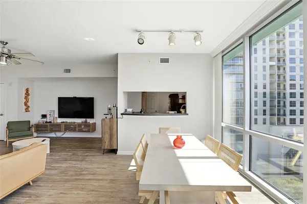 $1,775 | 322 East Central Boulevard, Unit 1109, Orlando, FL 32801