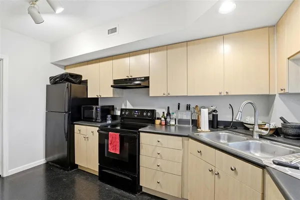 $1,775 | 322 East Central Boulevard, Unit 1109, Orlando, FL 32801