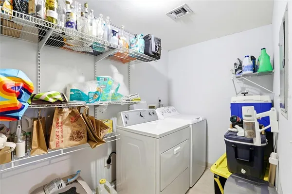 $1,775 | 322 East Central Boulevard, Unit 1109, Orlando, FL 32801