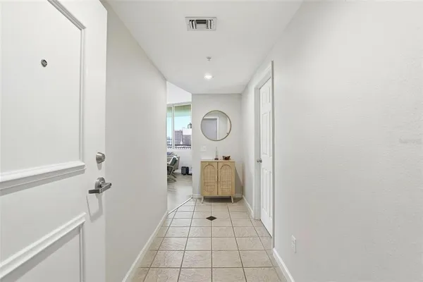 $1,775 | 322 East Central Boulevard, Unit 1109, Orlando, FL 32801