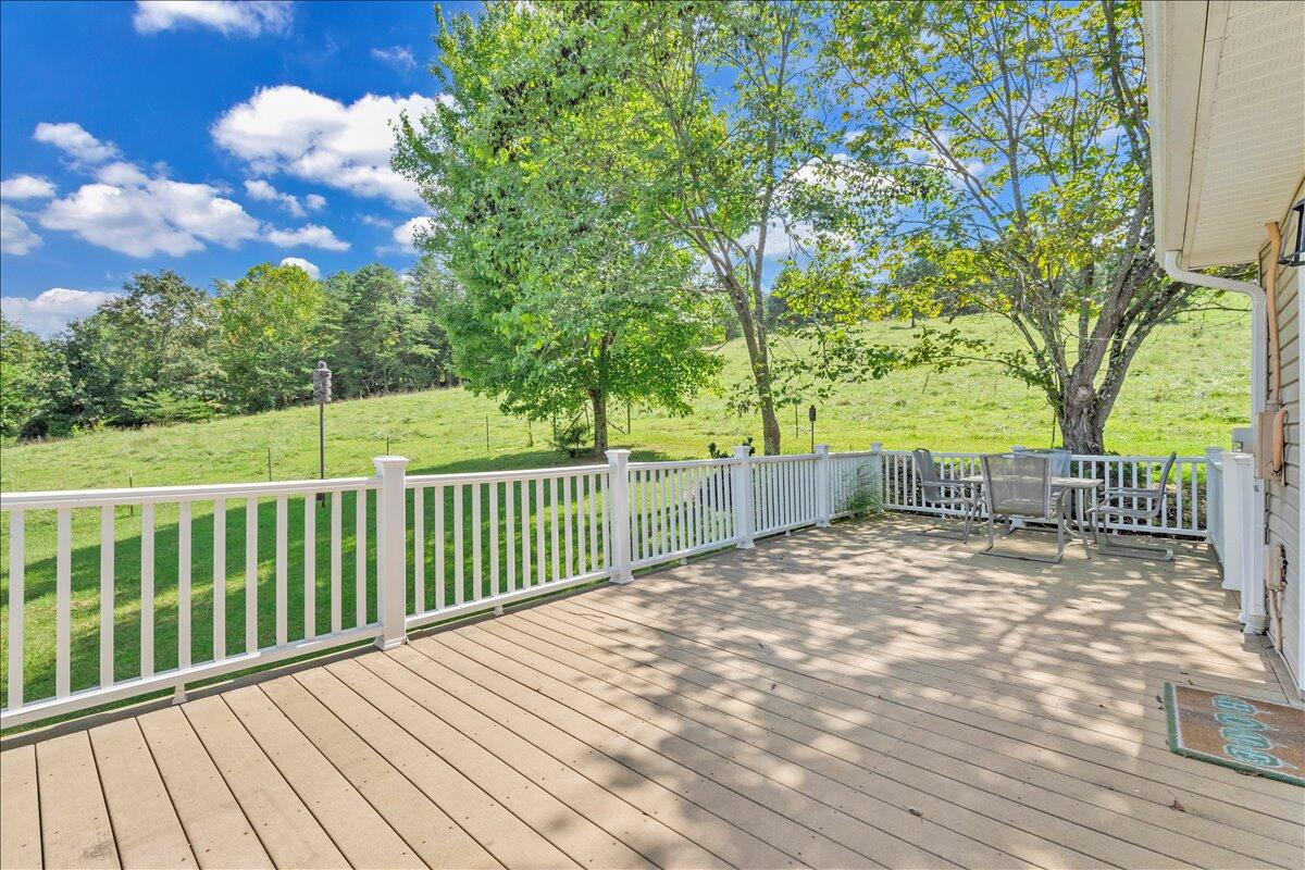 2728 Thompson Ridge Road Ferrum, VA 24088 - Photo 20 of 35 28-MIB02280