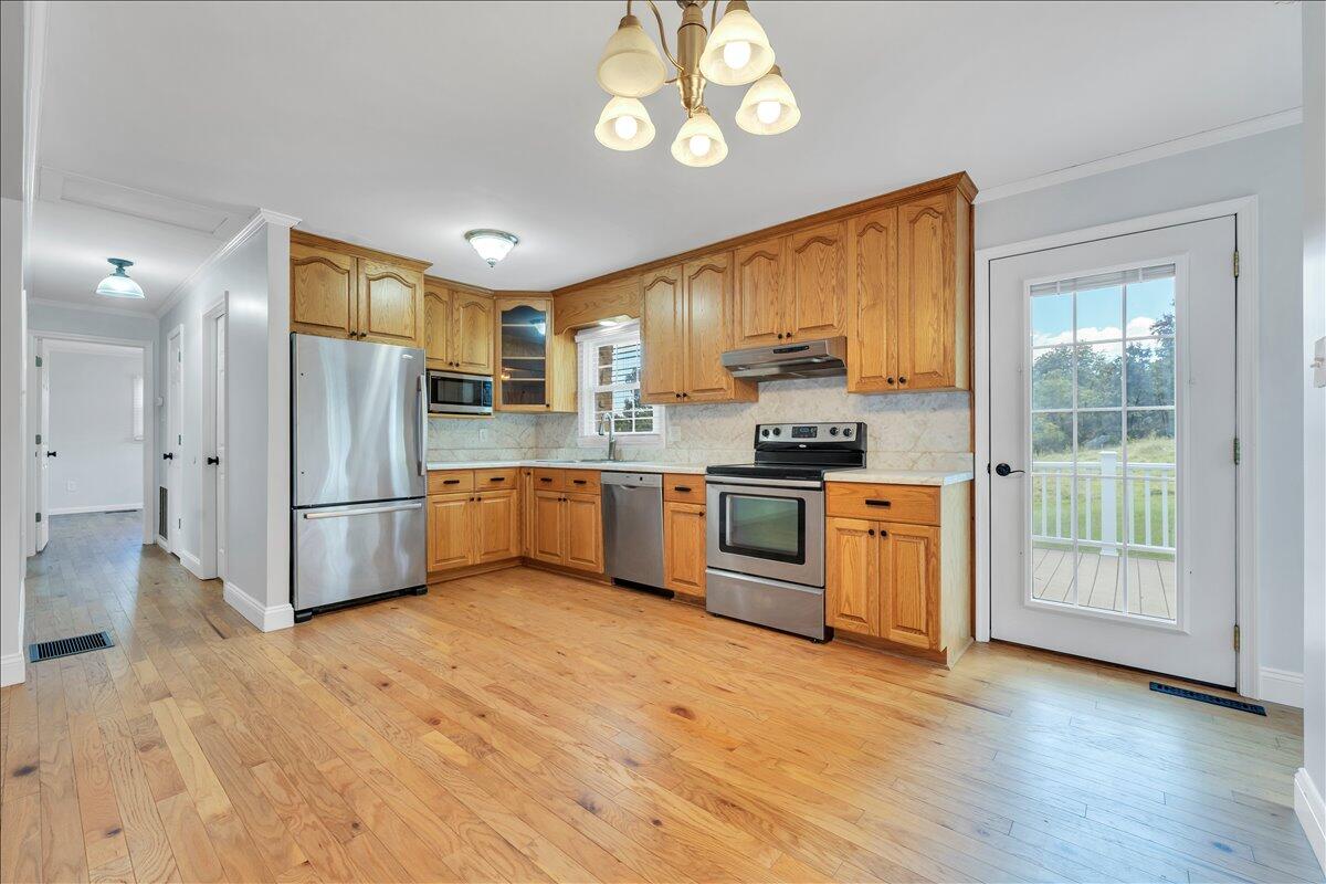2728 Thompson Ridge Road Ferrum, VA 24088 - Photo 4 of 35 09-MIB02223
