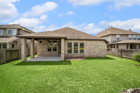 $445,000 | 3002 Golden Honey Lane, Richmond, TX 77406
