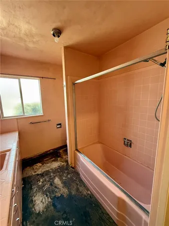 $300,000 | 200 South D Street, Exeter, CA 93221