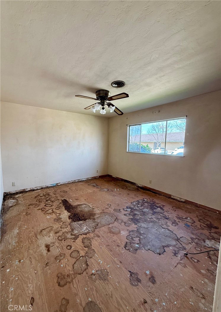 200 South D Street Exeter, CA 93221 - Photo 22 of 60