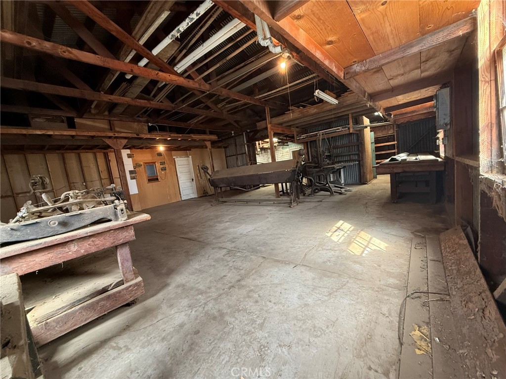 200 South D Street Exeter, CA 93221 - Photo 38 of 60