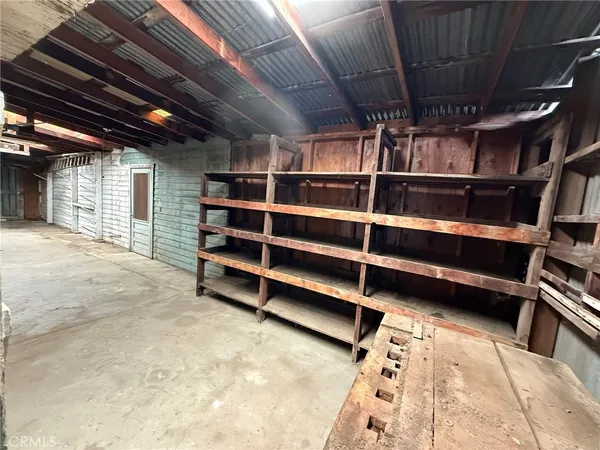 $300,000 | 200 South D Street, Exeter, CA 93221