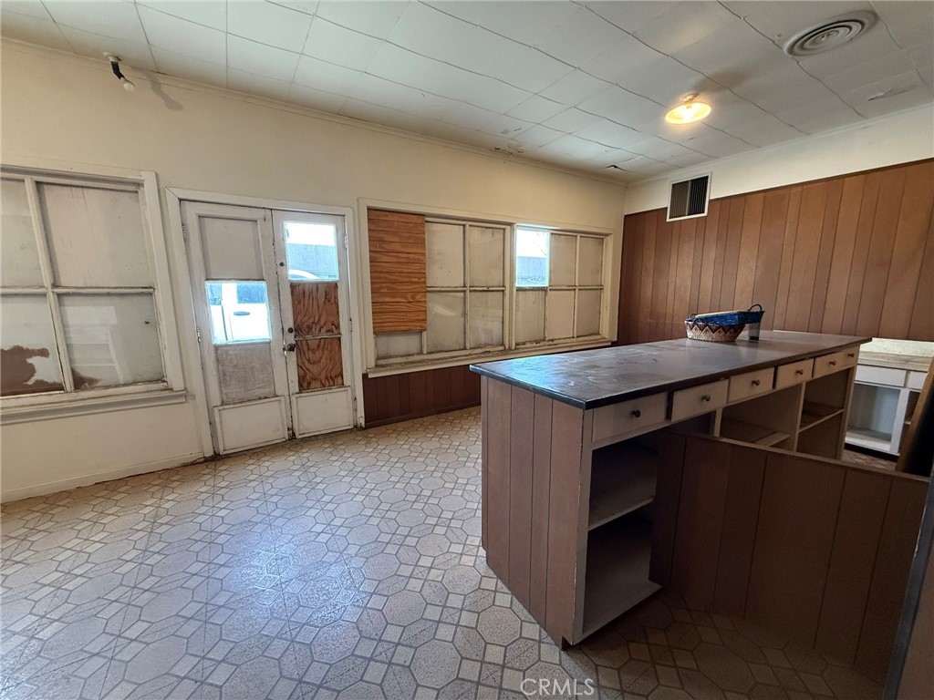 200 South D Street Exeter, CA 93221 - Photo 49 of 60