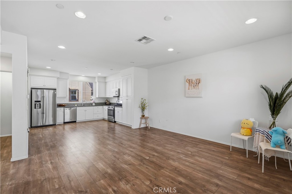 6359 Lyra Road Eastvale, CA 91752 - Photo 13 of 30