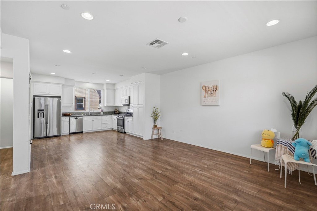 6359 Lyra Road Eastvale, CA 91752 - Photo 13 of 30