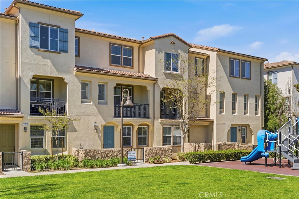 6359 Lyra Road Eastvale, CA 91752 - Photo 4 of 30
