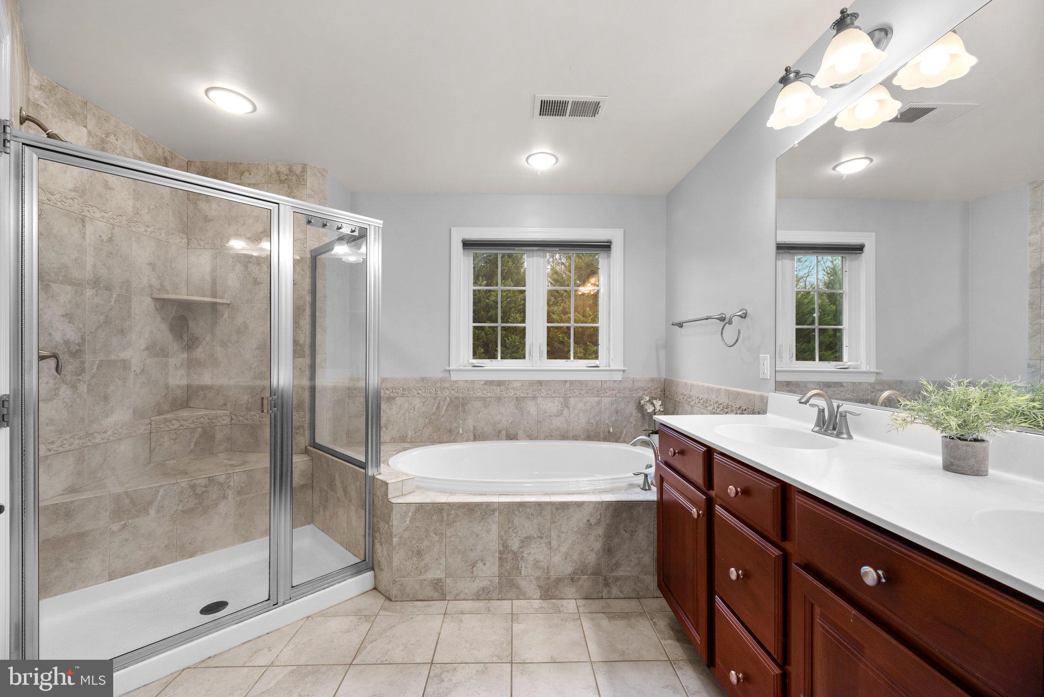 1568 Rutland Way Hanover, MD 21076 - Photo 18 of 35 Primary Bathroom