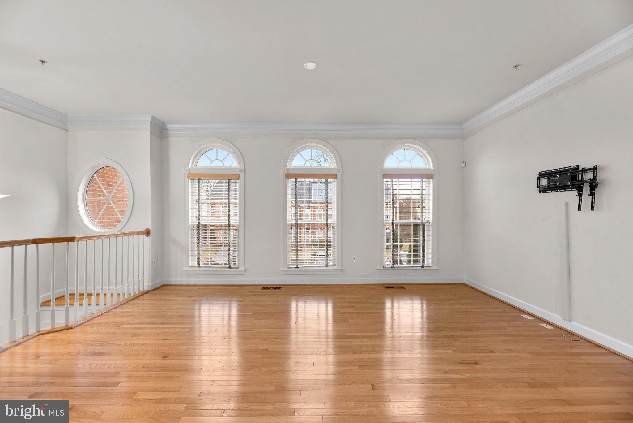 1568 Rutland Way Hanover, MD 21076 - Photo 5 of 35 Living Room