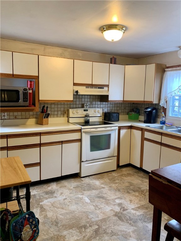 199 Woodhaven Road Pawtucket, RI 02861 - Photo 8 of 30 Gallery Image 8