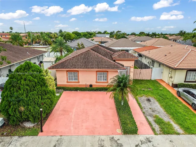 $644,999 | 19730 Northwest 78th Avenue, Hialeah, FL 33015