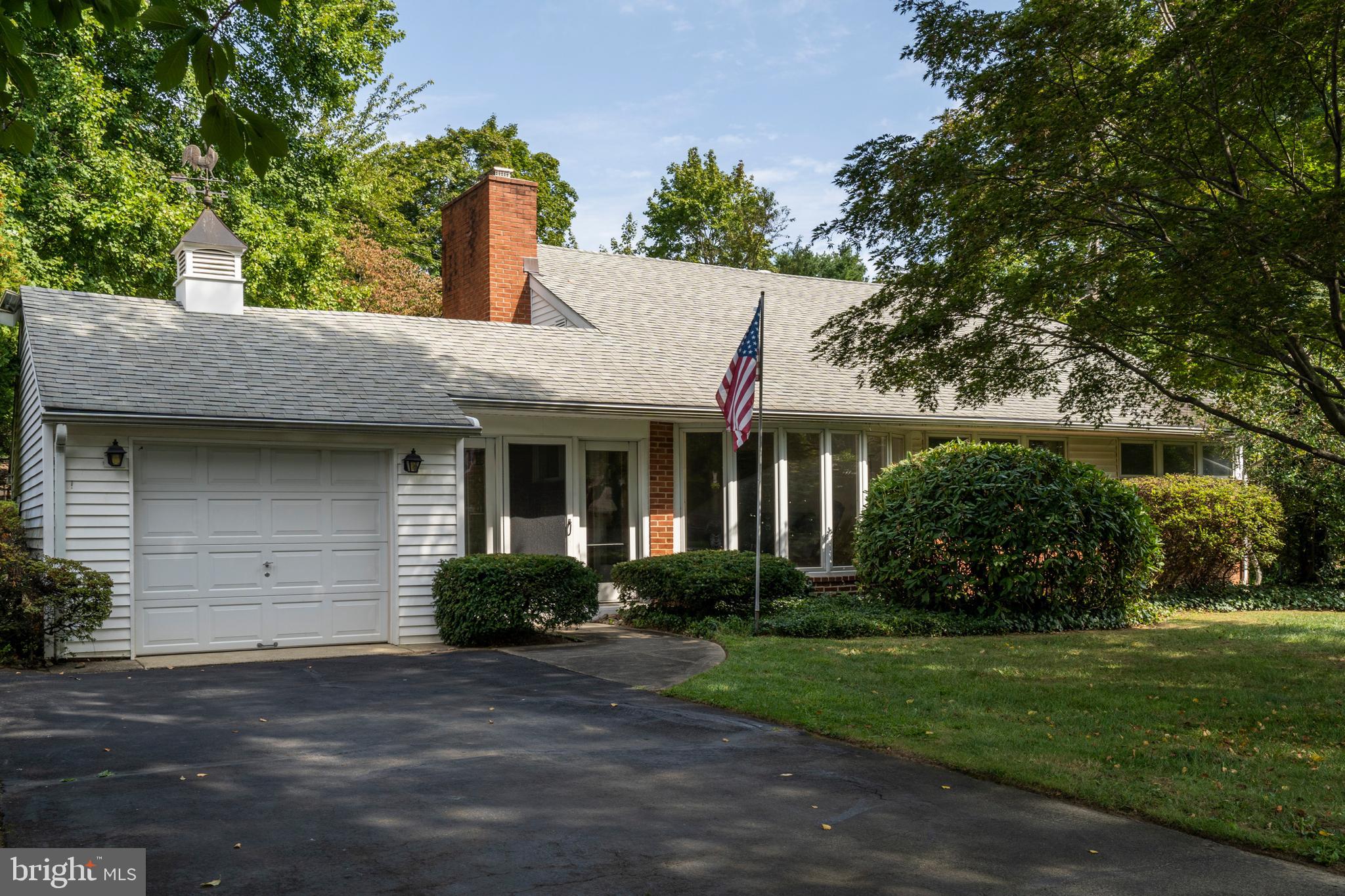 1332 Michael Road Jenkintown, PA 19046 - Photo 2 of 22