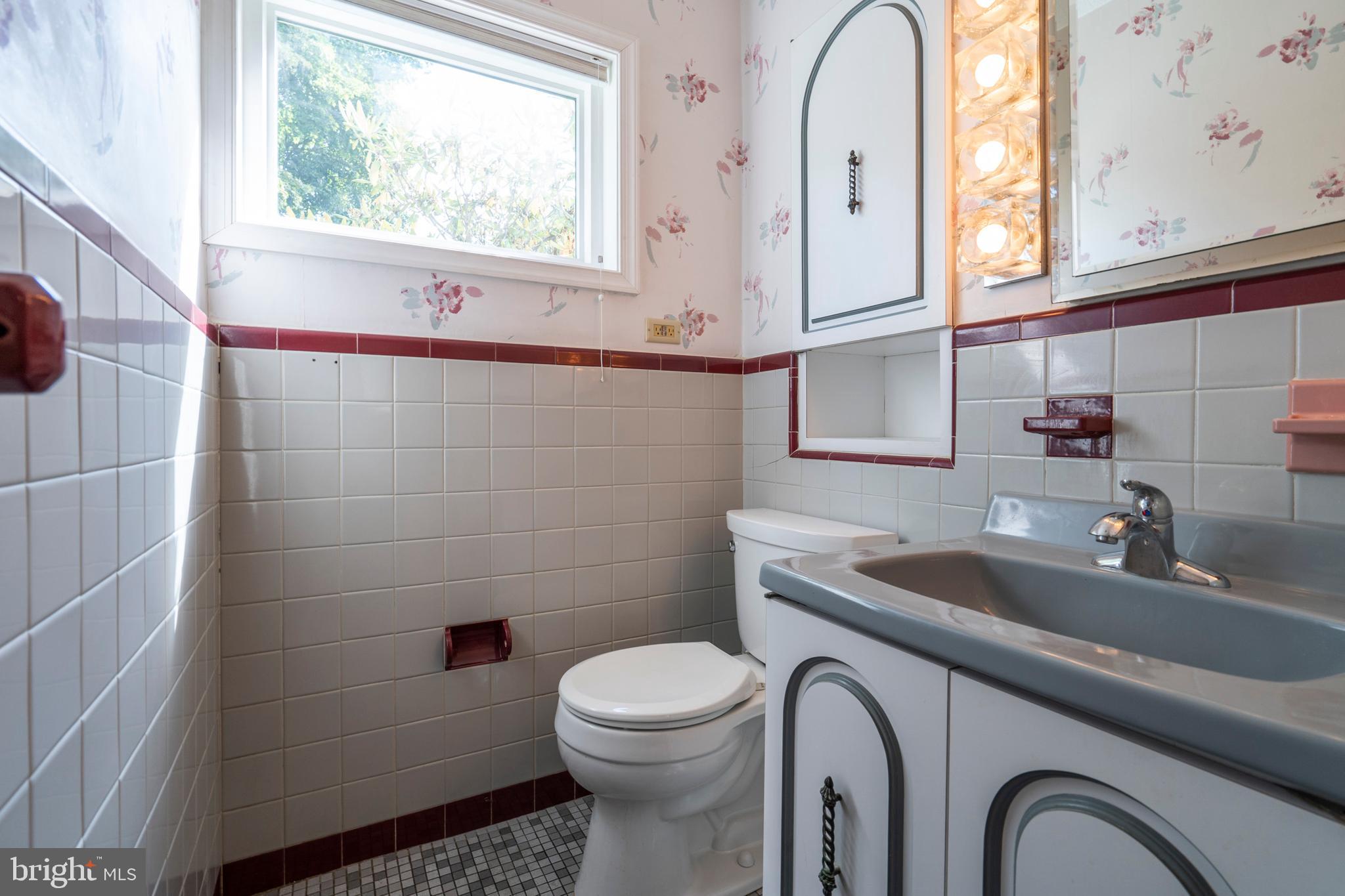 1332 Michael Road Jenkintown, PA 19046 - Photo 14 of 22