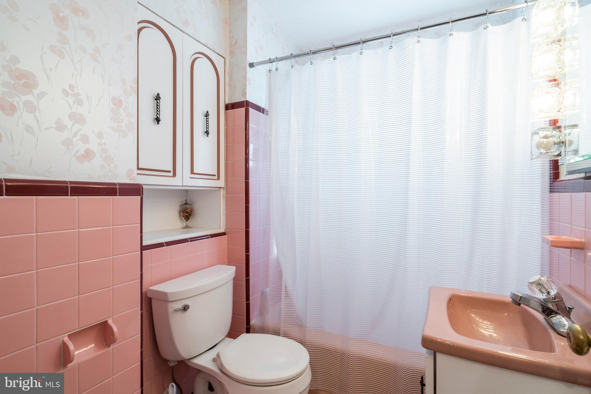 1332 Michael Road Jenkintown, PA 19046 - Photo 15 of 22