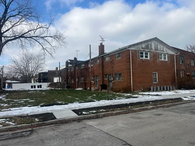 $12,500 | 9044 South Dauphin Avenue, Chicago, IL 60619