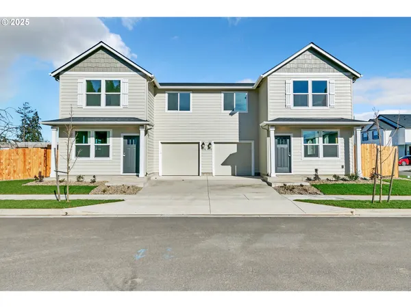 $690,000 | 4356-4358 Kalmia Street, Springfield, OR 97478