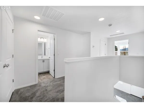 $690,000 | 4356-4358 Kalmia Street, Springfield, OR 97478