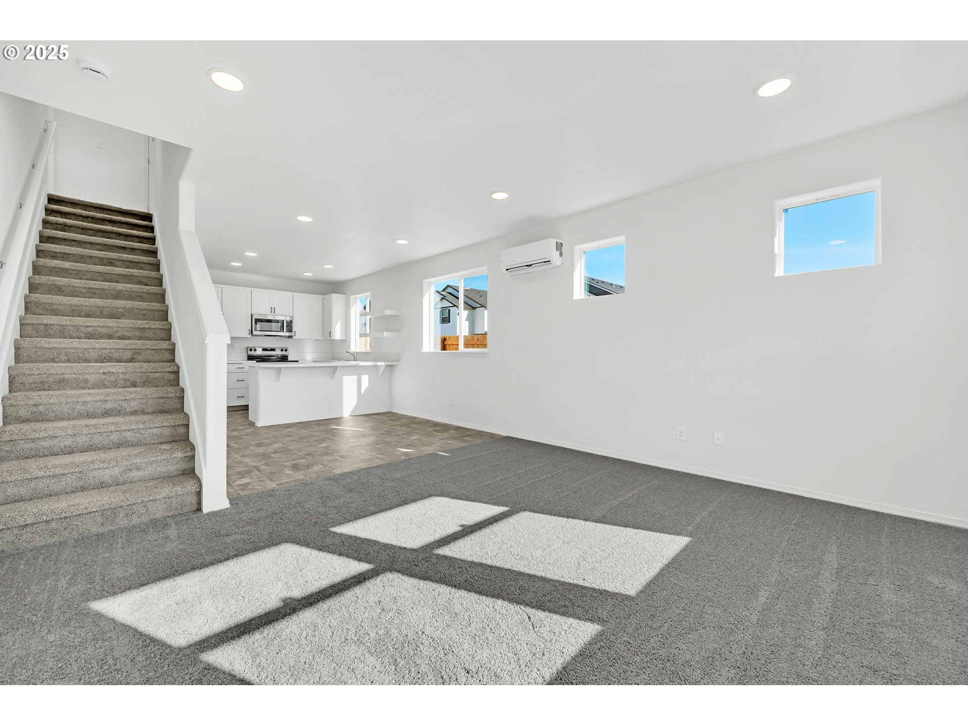 4356-4358 Kalmia Street Springfield, OR 97478 - Photo 3 of 41