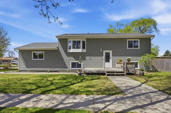 $329,000 | 806 7th Street West, West Fargo, ND 58078