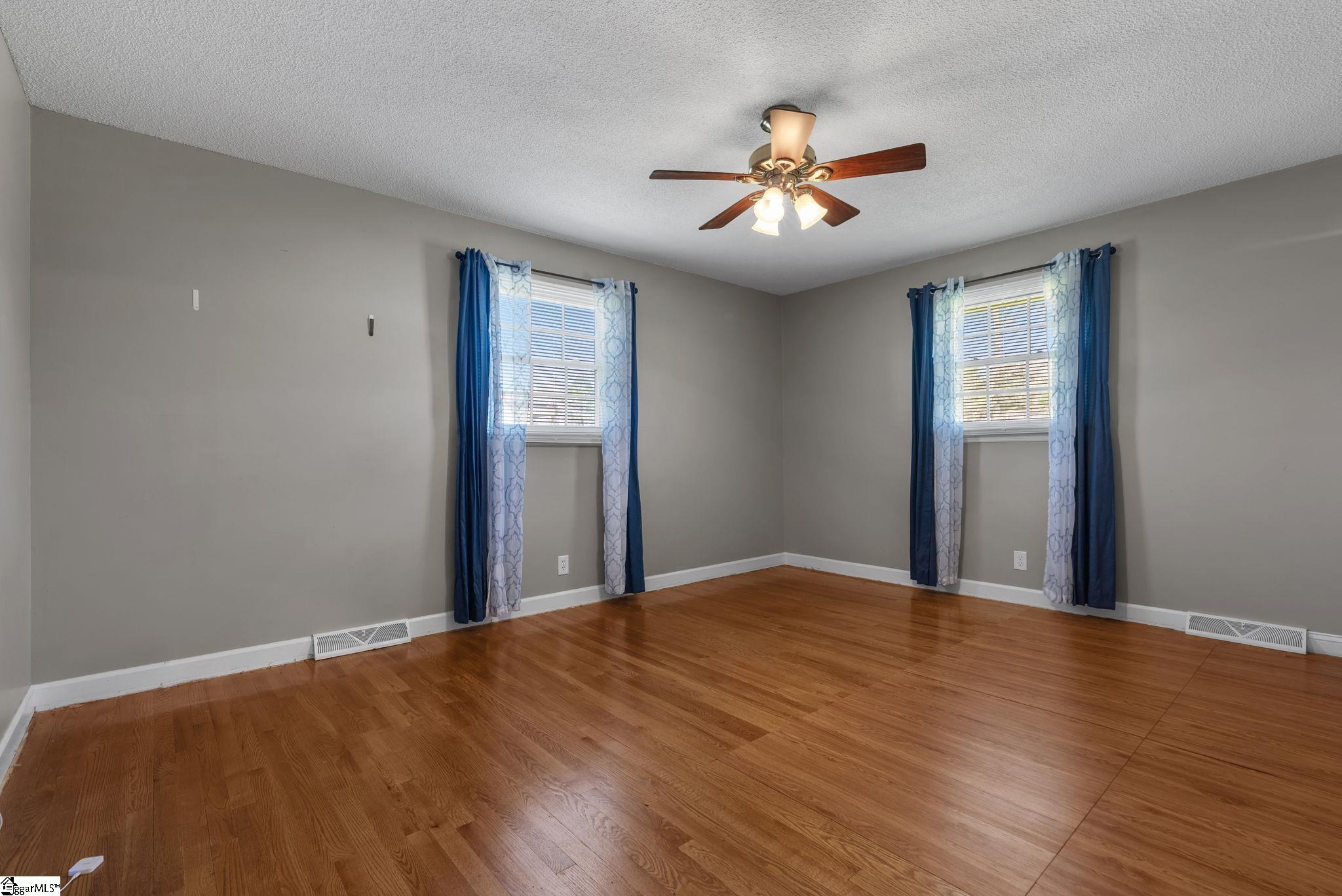 300 Green Street Williamston, SC 29697 - Photo 11 of 49