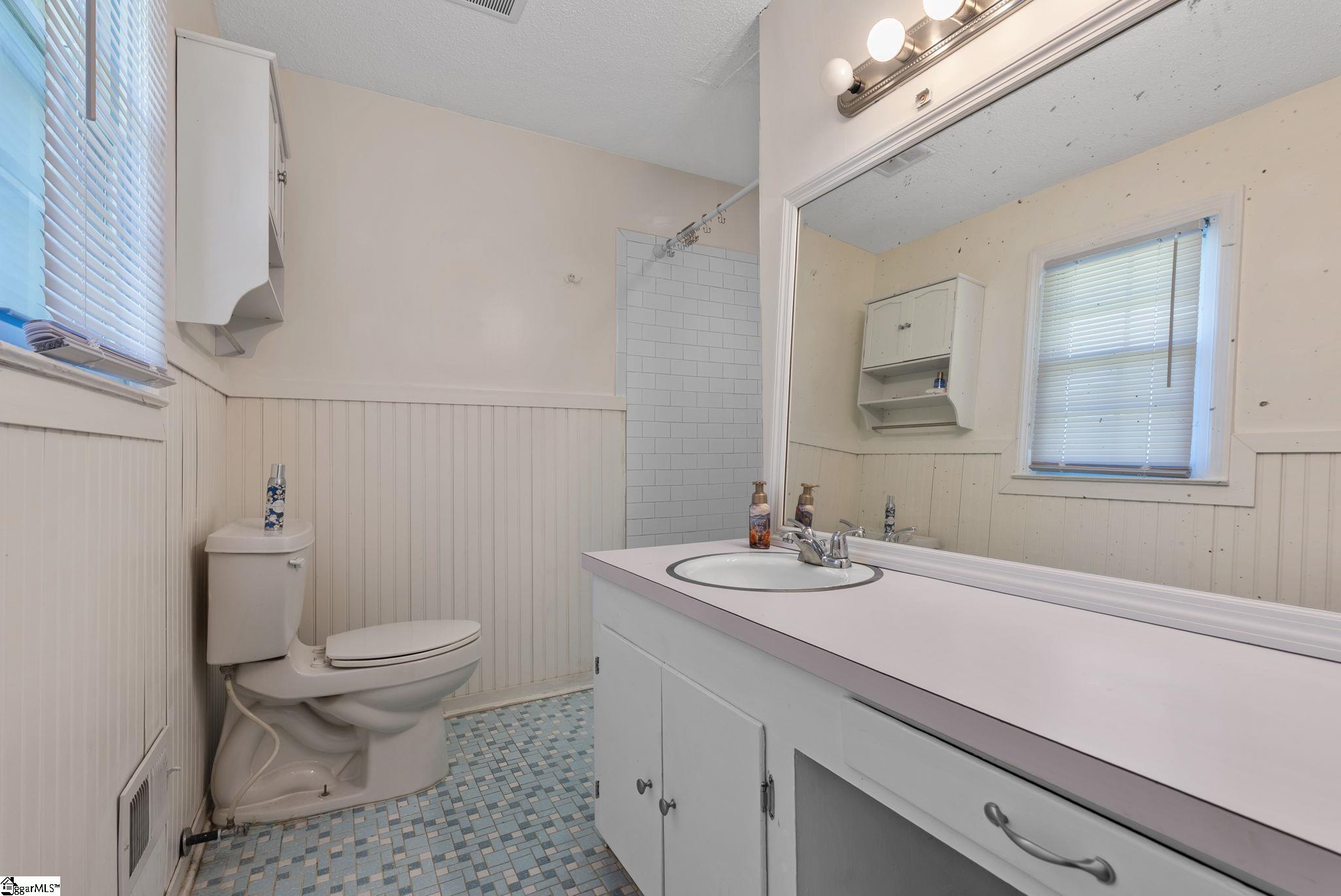 300 Green Street Williamston, SC 29697 - Photo 13 of 49