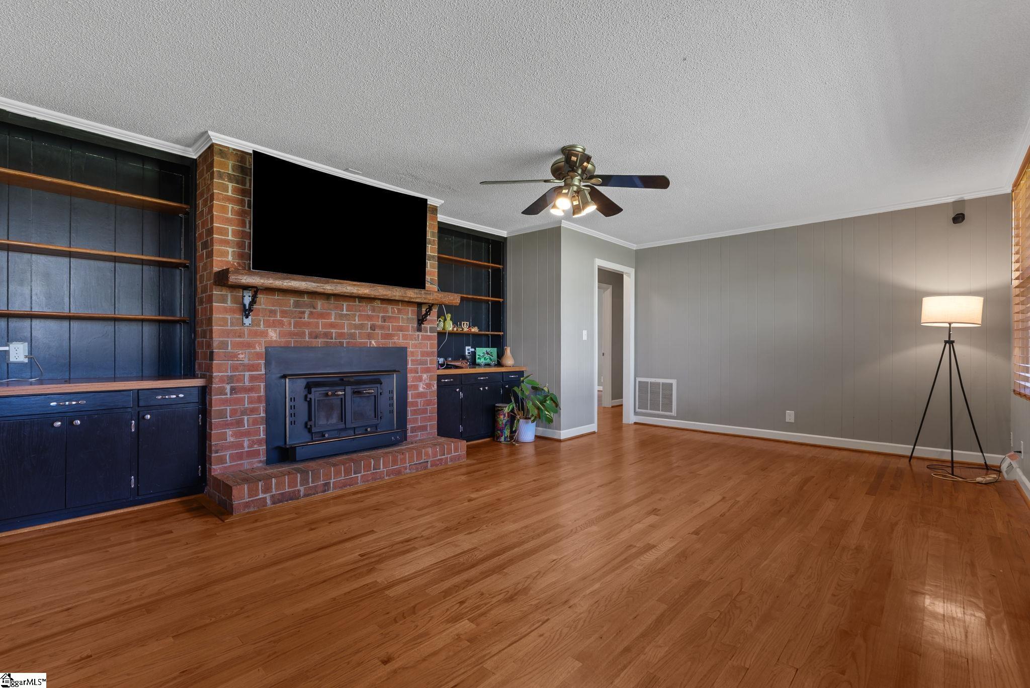 300 Green Street Williamston, SC 29697 - Photo 4 of 49