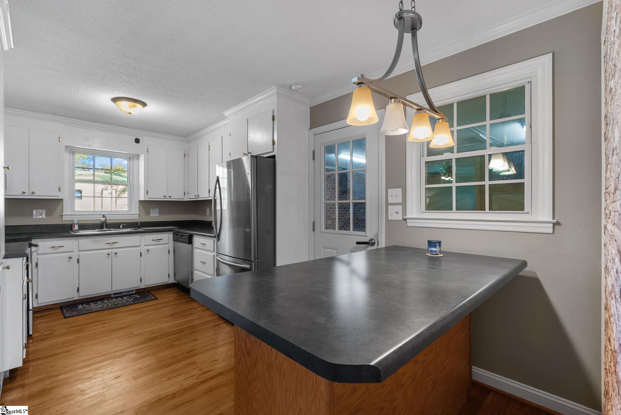 300 Green Street Williamston, SC 29697 - Photo 7 of 49