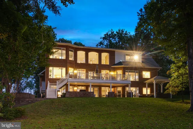 $1,650,000 | 8535 Colleen Drive, Port Tobacco, MD 20677